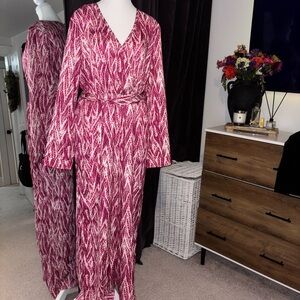 Burgundy/Violet and White Patterned Jumper